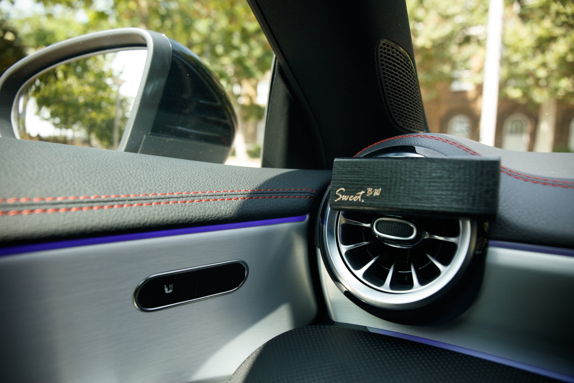 SWEETBW SOLID WOOD Luxury Car Air Freshener SweetBW